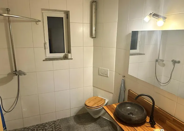 Familyroom 6 P Free Wifi Gemeinschaftsbad