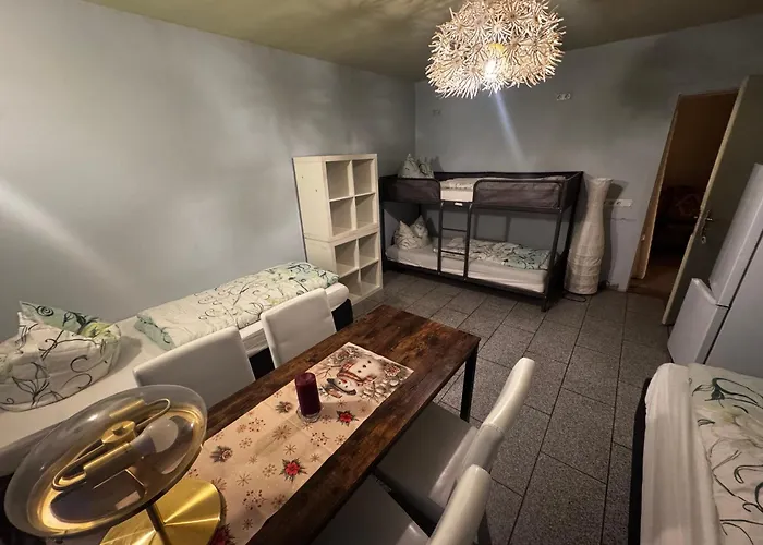 Familyroom 6 P Free Wifi Gemeinschaftsbad Çiftlik konaklama Hausbreitenbach